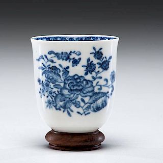 An 18th Century Blue and White Cup on Stand 