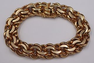 JEWELRY. Chunky 14kt Gold Link Bracelet.