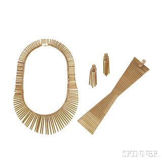 Suite of 18kt Gold Jewelry