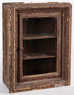 Painted hanging cupboard, early 20th c.