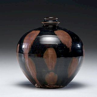 A Cizhou Russet Painted Black Glazed Jar 