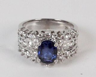18K WHITE GOLD DIAMOND AND BLUE SAPPHIRE RING