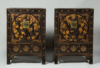 PAIR OF CHINESE EXPORT BLACK-PAINTED AND PARCEL-GILT CABINETS