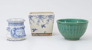 STAFFORDSHIRE BLUE TRANSFER-PRINTED OCTAGONAL SUGAR BOWL; A MCCOY TURQUOISE-GLAZED POTTERY BOWL; AND A MODERN CHINESE TRANSFER-PRINTED SQUARE JARDINIÃ
