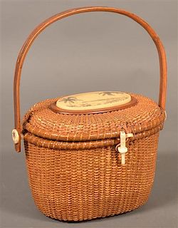 Vintage Farnum Nantucket Purse Basket.