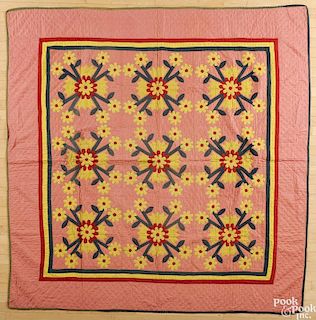 Pieced and appliqué floral pattern quilt, ca. 1900, 79'' x 80''.