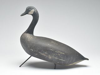 Century style Canada goose, unknown maker, probably Prince Edward Island, 1st or 2nd quarter 20th century.