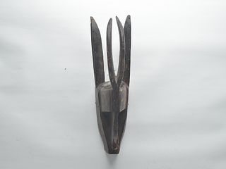 Carved African mask, 1st quarter 20th century.
