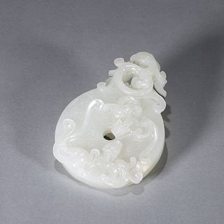 A kui dragon patterned jade pendant