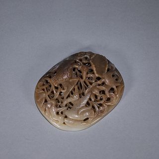 An egret patterned jade ornament