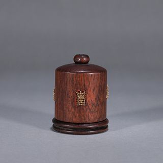 A fragrant rosewood thumb ring