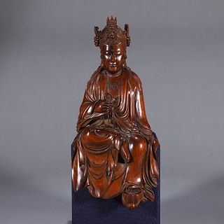 A boxwood Guanyin bodhisattva statuette