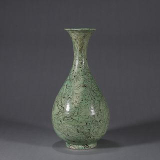 Cizhou Kiln Green Glaze Yuhuchunping Vase