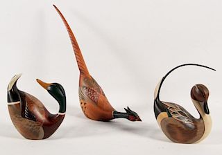 GROUP OF 4 MISCELLANEOUS CARVED WOOD BIRDS, HENLEY COLLECTION