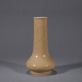 A Ge kiln porcelain vase