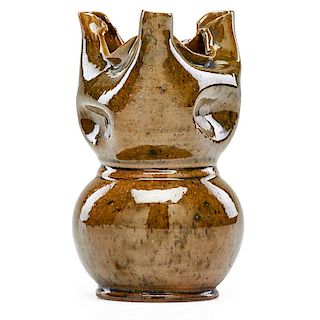 GEORGE OHR Vase w/ crimped rim