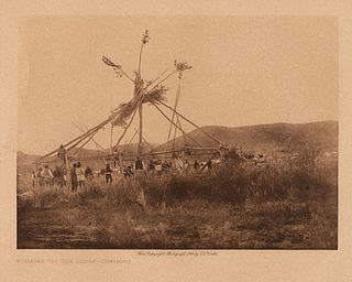 Edward S. Curtis, Building the Sun Lodge - Cheyenne, 1911