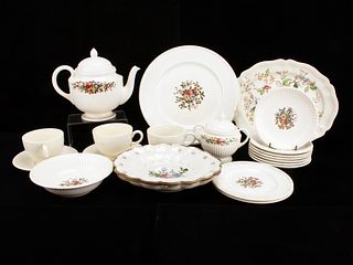 WEDGWOOD CONWAY TEA POT DISHES & SERVING 