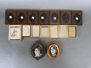 COLLECTION OF SMALL PICTURE FRAMES