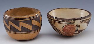 2 Hopi Pueblo Pottery Bowls