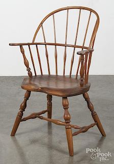 Sackback Windsor armchair, ca. 1790.