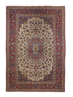 Antique Isfahan Rug, 7'3" x 10'6" (2.21 x 3.20 M)