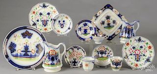 Twelve pieces of Gaudy Welsh in the Urn and Large Urn patterns, to include two pitchers