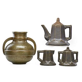 FULPER Early vase and tea set