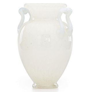 STEUBEN Cluthra vase