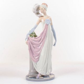 Socialite Of The 20's 1005283 - Lladro Figurine