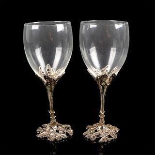 Pair of Arthur Court Wine Glasses