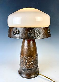 Arts & Crafts Hammered Copper 1930's Lamp