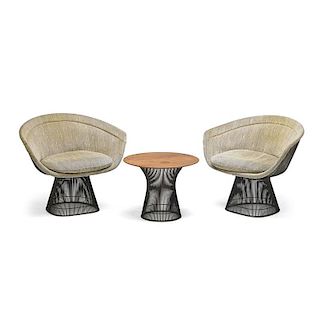 WARREN PLATNER Two chairs and side table