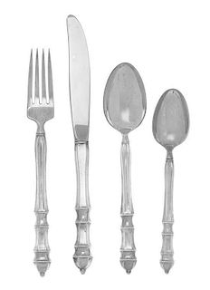 An American Silver Flatware Service, Towle Silversmiths, Newburyport, MA, Carpenter Hall pattern, comprising: 12 dinner knives 1