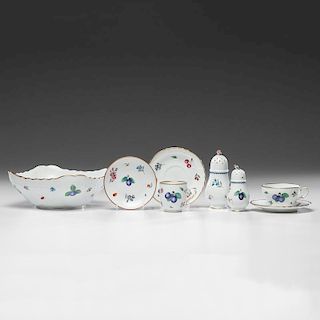 Richard Ginori Porcelain Service, Perugia Pattern