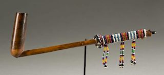 Zulu pipe with beads, 20th century.