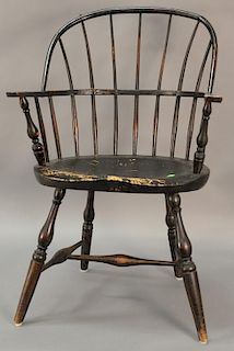 Windsor sack back armchair on bold turned legs, 18th century. ht. 36in., seat ht. 17 1/2in.