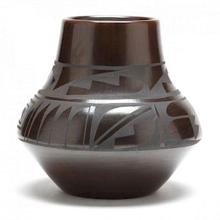 San Ildefonso Blackware Vase by Linda Dunlap