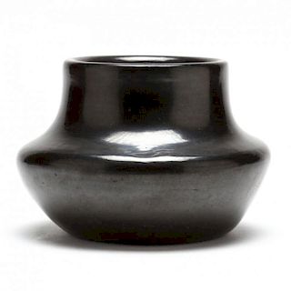 San Ildefonso Blackware Pot by Carlos Sunrise Dunlap