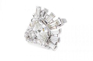 An Art Deco Platinum Diamond Ring
