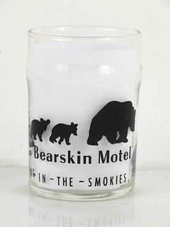 1950 Bearskin Motel  Gatlinburg  Tennessee 3¾ Inch Tall Drinking Glass