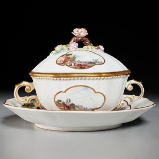 Meissen ecuelle, cover and stand, 18th c.