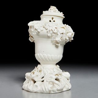 St. Cloud white pot-pourri and cover, 18th c.