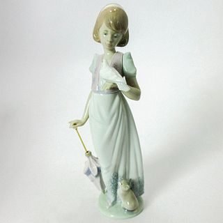 Summer Stroll 1007611 - Lladro Porcelain Figurine