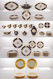 Weimar 'Cobalt' Porcelain Dinnerware