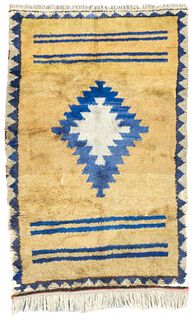 Vintage Turkish Wool Rug, 4’8" x 7’2” (1.42 x 2.18 M)
