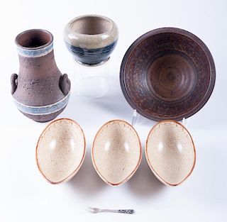 Art Pottery Group