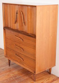 Unagusta Vladimir Kagan Style Sculpted Dresser