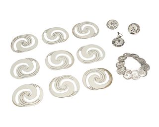 A mixed group of Hector Aguilar silver jewelry