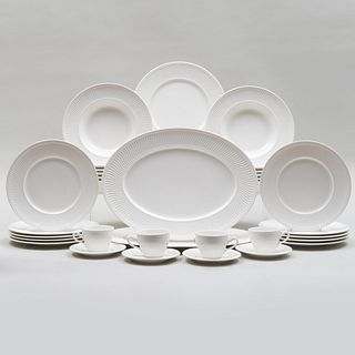 Villeroy & Boch Porcelain Part Dinner Service in the 'Allegretto' Pattern